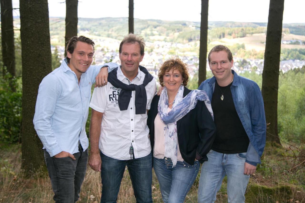 Zur Alten Quelle Drolshagen Bagian luar foto