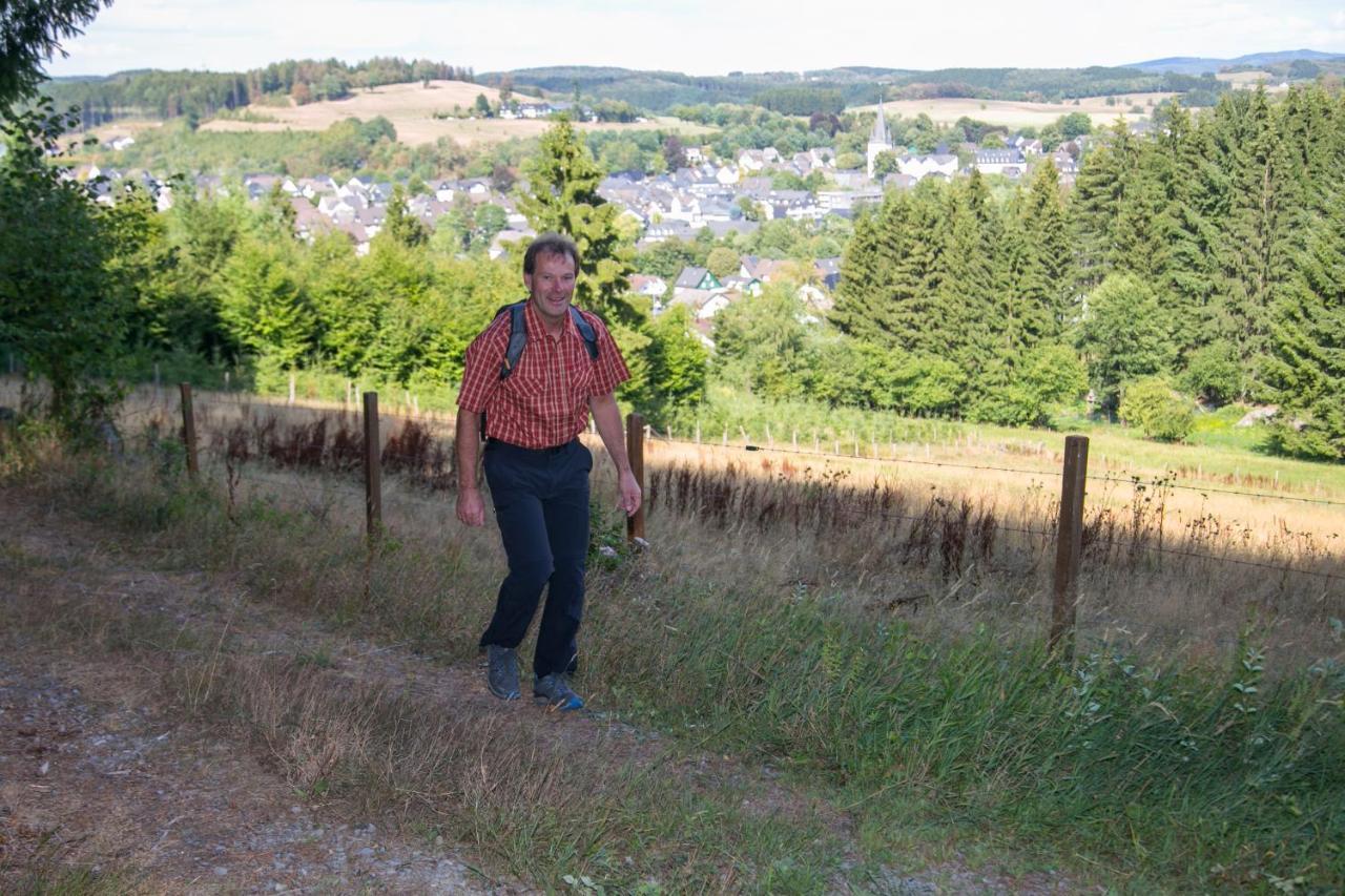 Zur Alten Quelle Drolshagen Bagian luar foto